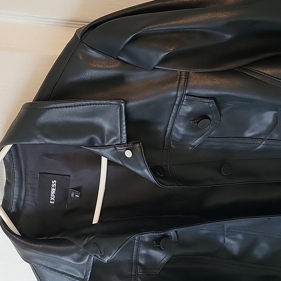 Express Jacket - Picture 2 of 6
